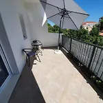 Ljubica شقة Kaštela
