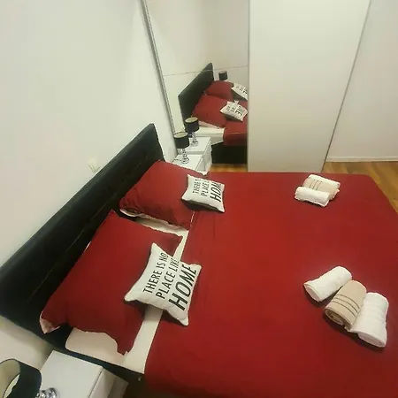 Ljubica شقة *